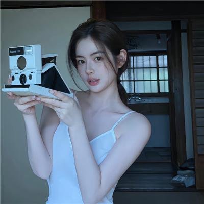 宏观世界海报